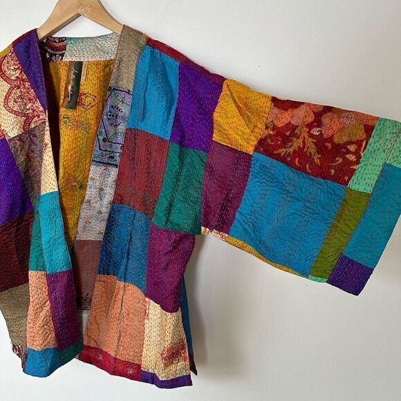 Aratta Silent Journey Women’s Silk Patchwork Oversized Kimono in Rust - Picture 9 of 12